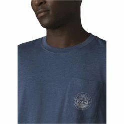 T-shirts PRANA PATCH PRINT T-SHIRT DENIM HEATHER 22 Bleu / Noir 9 T-shirts PRANA PATCH PRINT T-SHIRT DENIM HEATHER 22 Bleu / Noir -Vêtements casual Homme Soldes Boutique 9 104161 patch print t shirt denim heather 1969871 dh 04