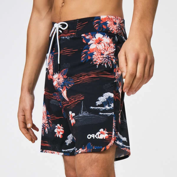 Boardshorts OAKLEY TROPICAL BLOOM 18 BOARDSHORT BLACK HAWAI 21 Noir / Orange 8 Boardshorts OAKLEY TROPICAL BLOOM 18 BOARDSHORT BLACK HAWAI 21 Noir / Orange – Image 6