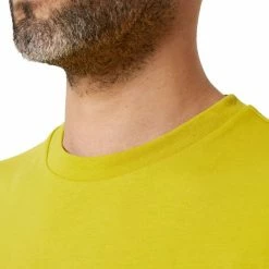 T-shirts HELLY HANSEN BOX T ANTIQUE 22 Jaune -Vêtements casual Homme Soldes Boutique 9 96625 box t antique 53285 380 06